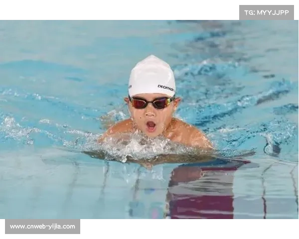 xx市中小学生游泳比赛打破35项市纪录