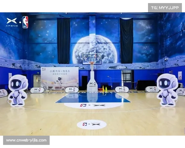 NBA举办青少年篮球训练营，文班亚马指导小球员